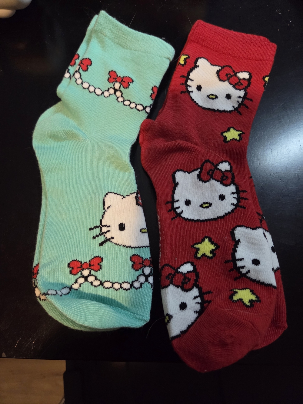Hello Kitty Socks - Red & Mint Green Character Pair